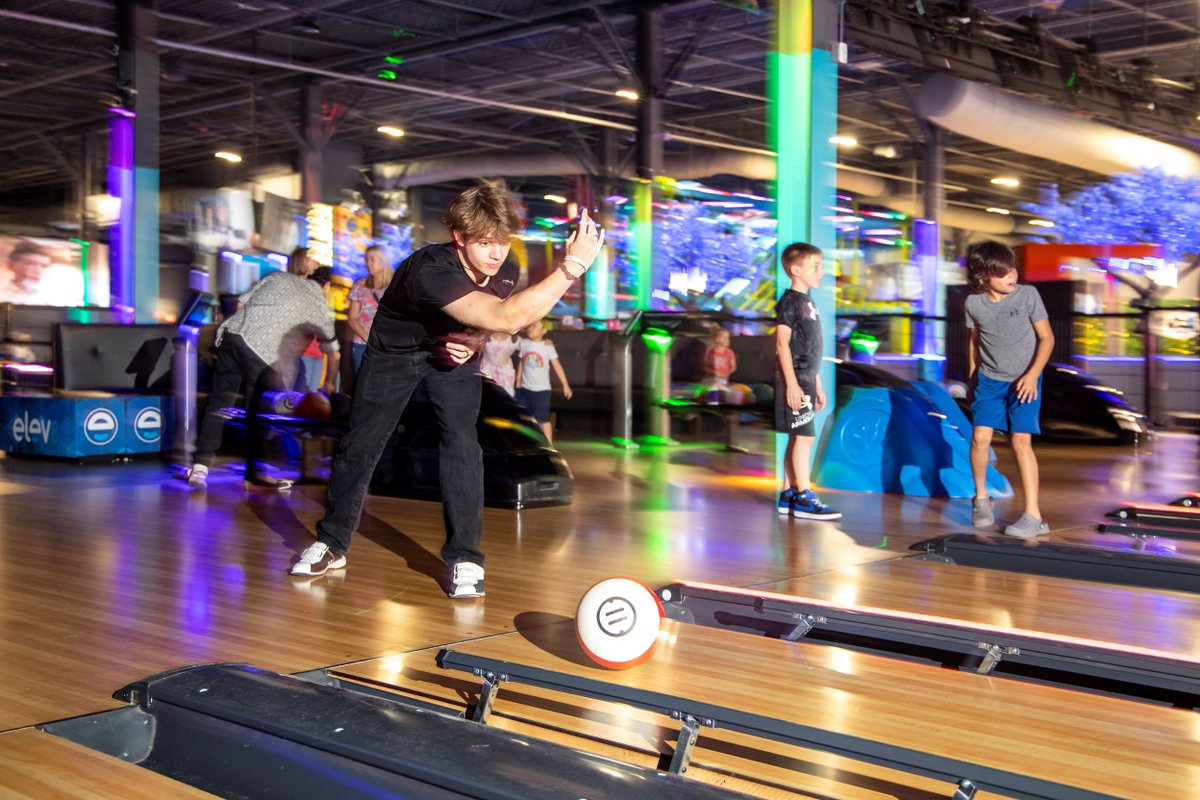 Elev8FunOrlando's tweet photo. When it comes to delivering next-level thrills for the whole family, I guess you could say we're on a roll! #Elev8Fun #OrlandoBowling #OrlandoAttraction https://t.co/fdBhwwSAsD