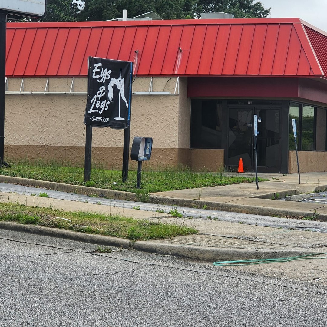 WIS News 10 on Twitter "‘Eggs and Legs’ sign believed to be for Orangeburg business ended up in