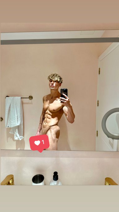 Today I'll be very naughty... 😈🍆 https://t.co/e4o8nd9Thg<a href="/tag/fitness"class="tags"><span>#fitness</span></a><a href="/tag/monday"class="tags"><span>#monday</span></a>