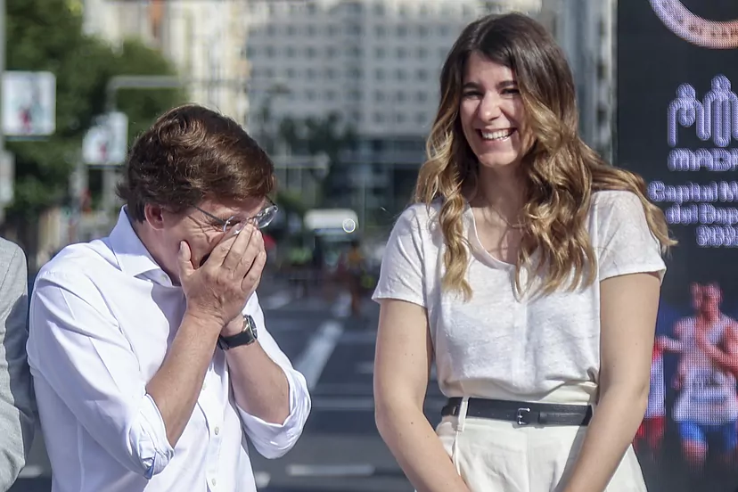 Resultado 👇

A 1 de junio los vecinos/as de #Barajas no han visto colocado ni un solo ladrillo de su nuevo polideportivo 🤷‍♀️.

La gestión de Almeida y su todavía concejala de deporte 👌.

#DistritoBarajas