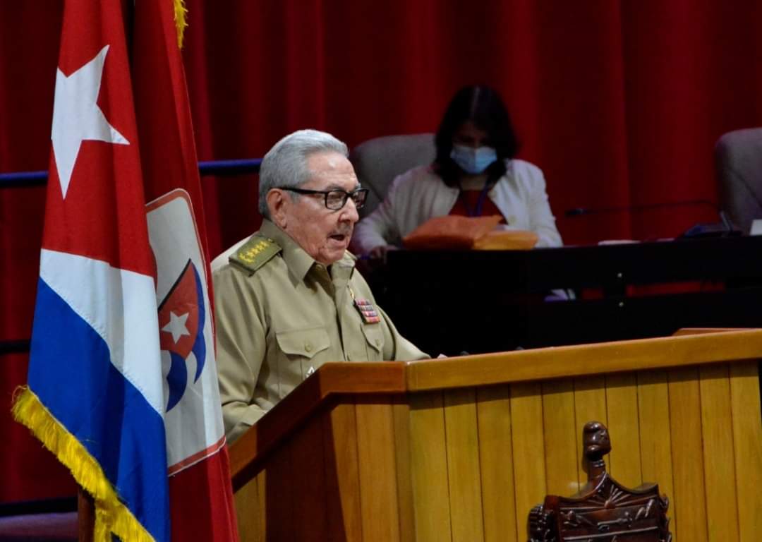 agnes_becerra's tweet photo. "La Historia ha demostrado que sí se pudo, sí se puede y siempre se podrá". 
#RaulEsRaul 
#Cuba 🇨🇺 https://t.co/JwI5Zs7ZrU