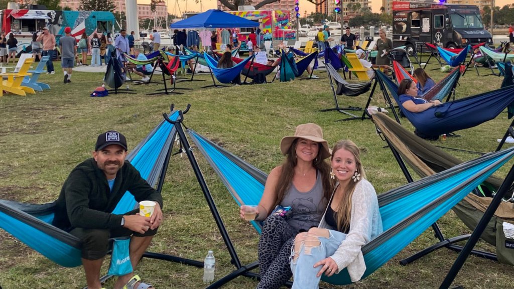 Massive Hammock Festival takes over @StPetePier on June 10

Get the details >> l8r.it/TlAD