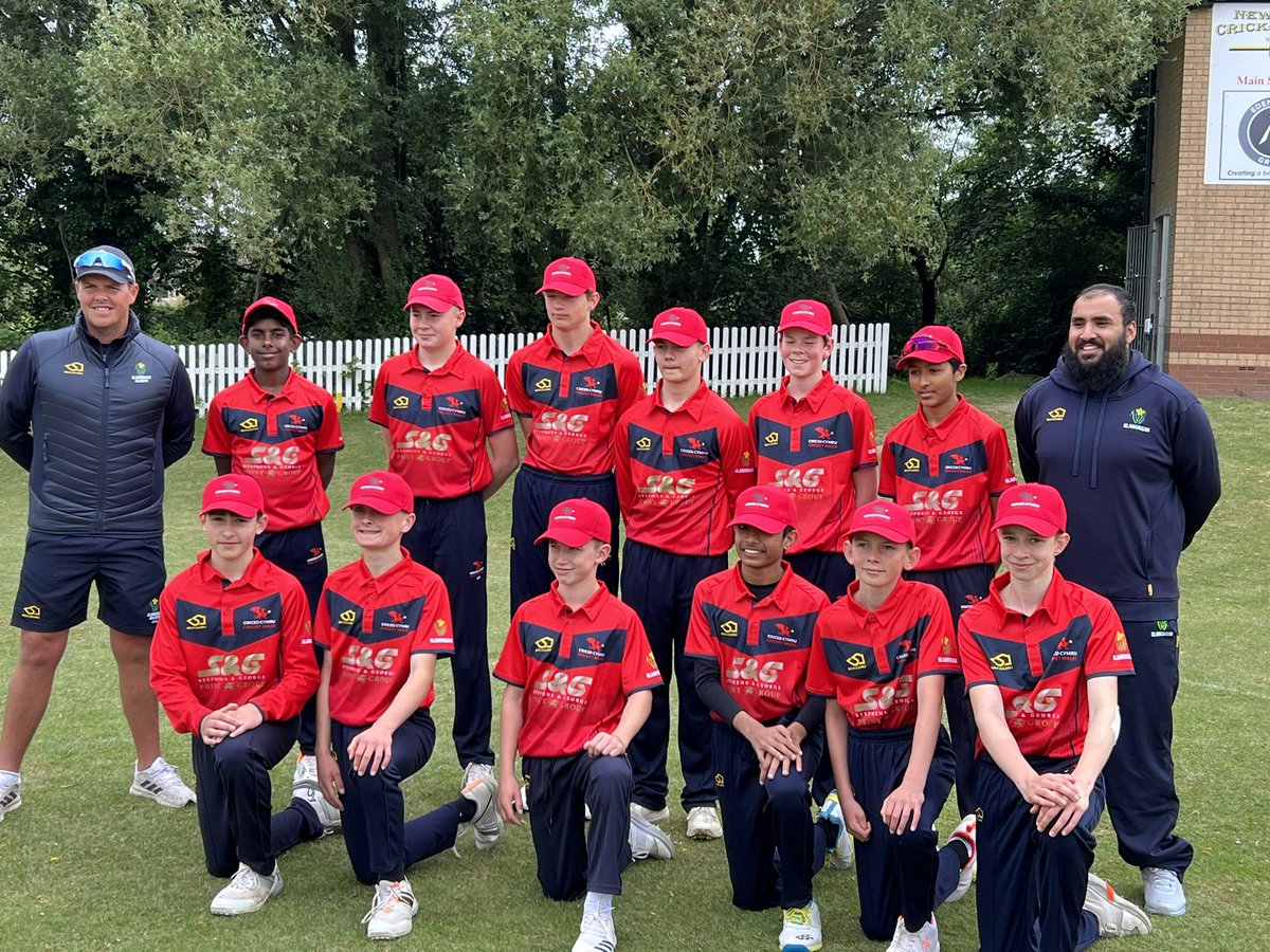 PreetiGupta1973's tweet photo. We are so proud of you Devansh for getting your 1st Wales cap 🏴󠁧󠁢󠁷󠁬󠁳󠁿. 🏏 🏏 🏏@cslcardiffsport @MonBoysSport https://t.co/DVH2IAA7yf