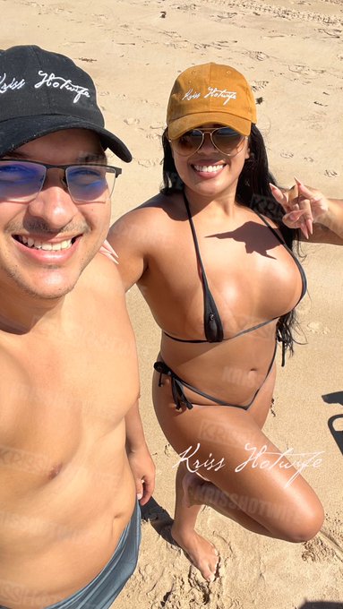 Hoje foi dia de curtir um prainha com meu @cuckolddakriss um esquenta pra Porto Seguro 🔥🔥🔥 https://t<a class="tags" href="/tag/cuckolddakriss">@cuckolddakriss</a>