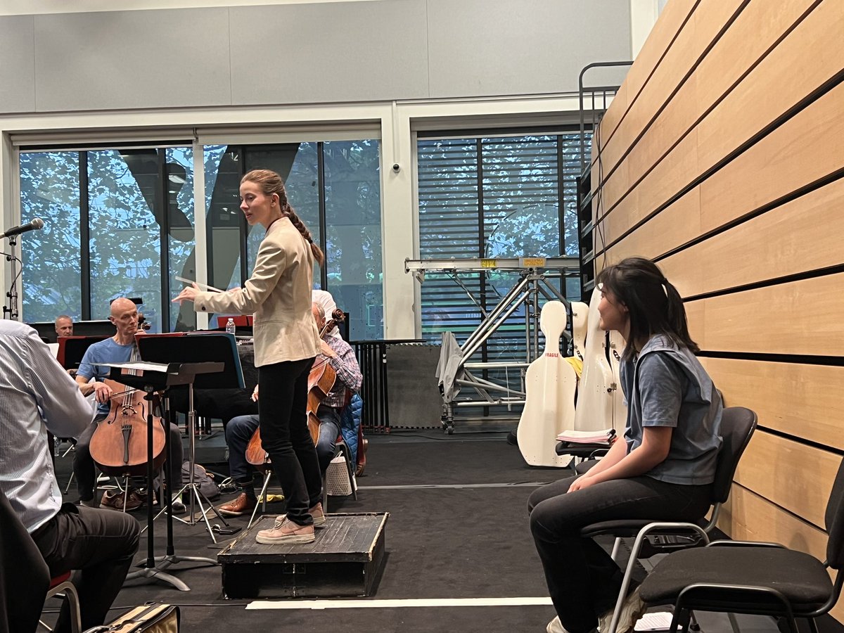 RNCMconducting's tweet image. Great to be back @northernballet this week working with their dancers, orchestra and @jlo_conductor Such a great partnership!