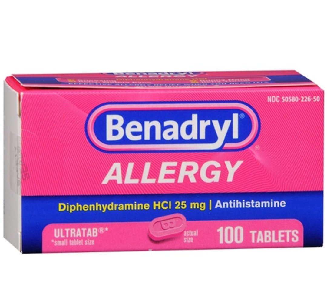 benadryl-on-twitter-pyroaltcynical-whoa-looks-like-someone-took