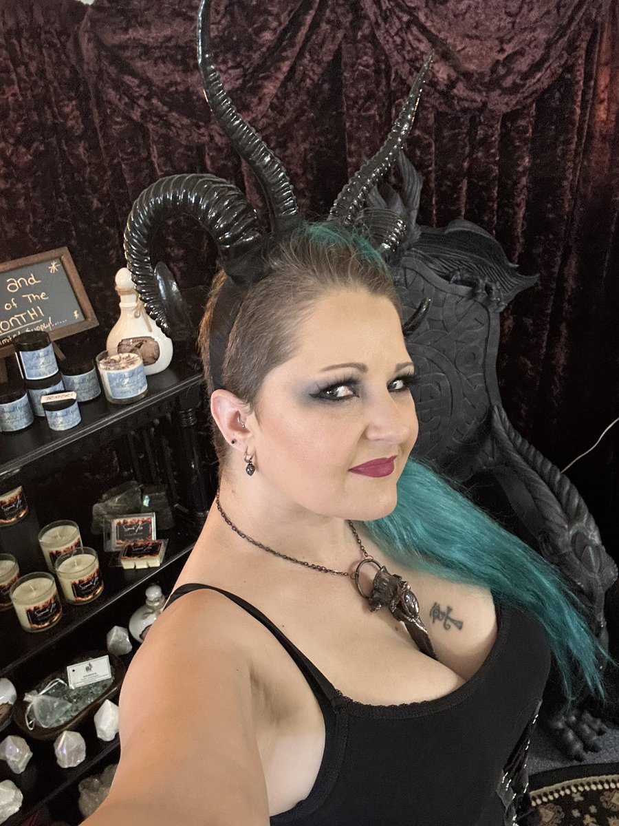 Feeling super cute at work today!
Oooh ya! I forgot 2 tell you guys. I started a new job. I now work at The Sister Witch Co in Hooksett NH &amp; I Fu@&amp;!ng ❤️it!
Come in &amp; say hi some day &amp; also see what other cute stuff we have in the store other than me.
Muahahaha!
#demonlady #witch