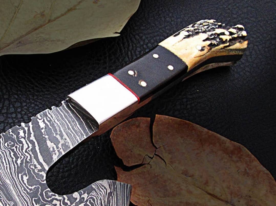 dragon_knives01's tweet photo. Custom Handmade Damascus Axe with Steel Bolster, Stag and Buffalo Horn Handle 💯
#axethrowing #axe #axes #axejunkies #hatchet #fun #throwingaxes #hatchetthrowing #tomahawk #mobileaxethrowing #outdoors #bushcraft  #viking #kissmyaxe #camping #axelife #axethrowingleague #vikings https://t.co/fz3gHcEsV9