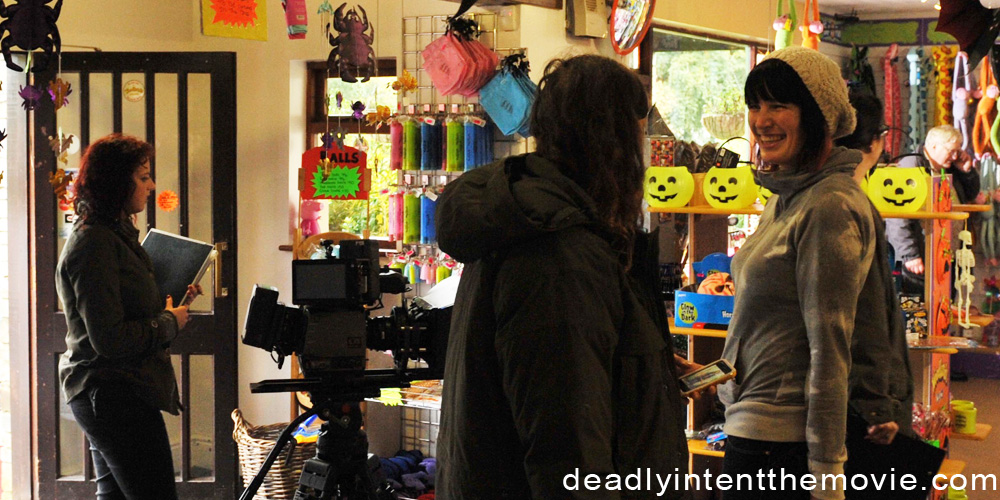 DeadlyIntentmov's tweet photo. The crew gather at a new location for a new scene in #deadlyintent #horror #Amazon prime
https://t.co/RYKoTBdUn3 https://t.co/OPhZFQlXJf