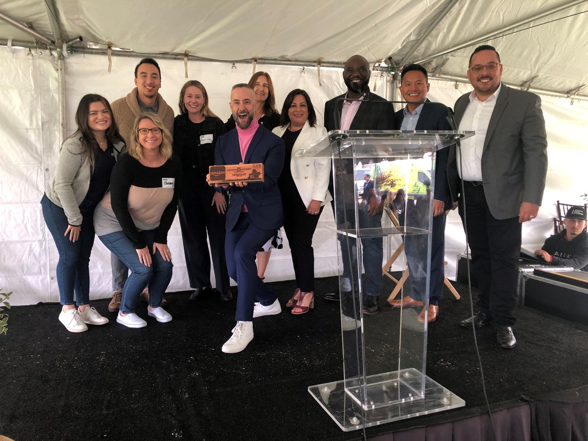 We were honored to receive the Climate Resiliency Corporate Partner Award from <a href="/LACorps/">LA ConservationCorps</a>. We’re committed to and invested in sustainability because it’s a win all around—it’s good for the planet, for business, for our customers, and for our communities.