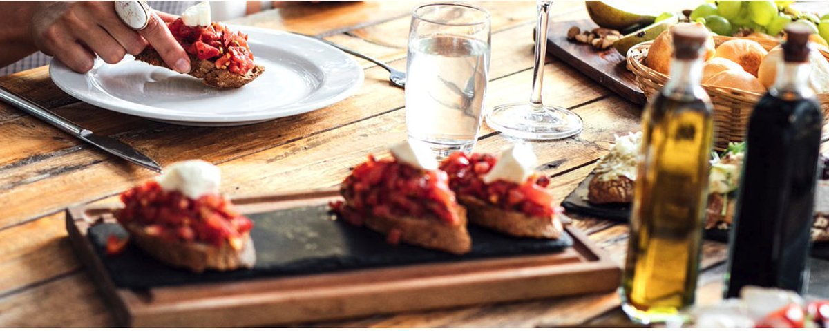 merca_send's tweet photo. ¡Gran noticia! Nuestro sistema para restaurantes ya está listo para la facturación electrónica. ¡Simplifica tus procesos y mantén tus registros en orden! Para más información, escríbenos a apoyotecnico@mercasend.com o llámanos al 809.531.2676. #FacturaciónElectrónica #Restaurante https://t.co/ddQ73vCfJD