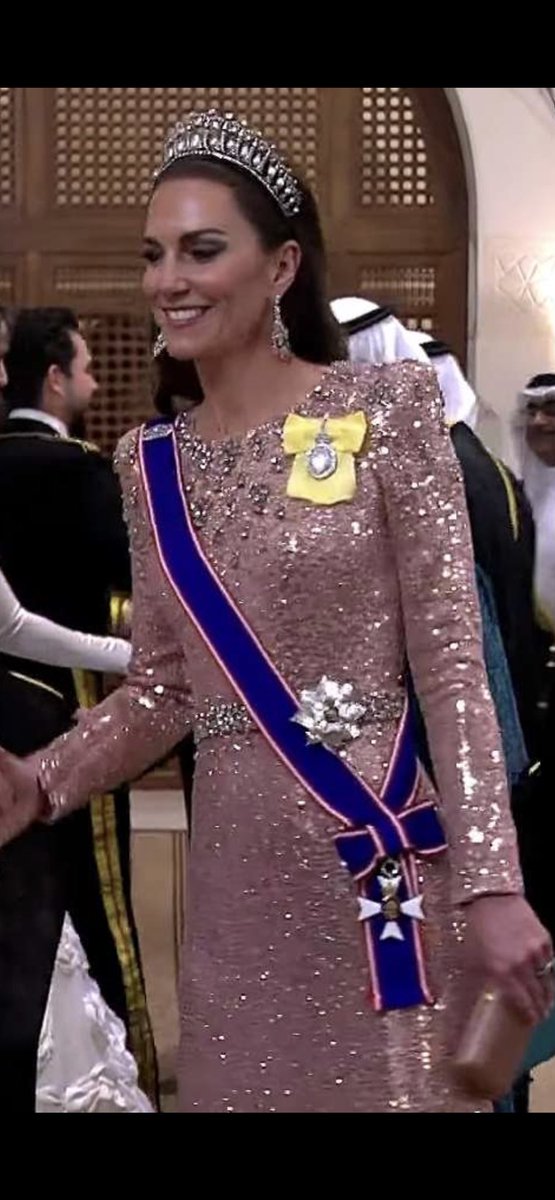 #RoyalWeddingJordan Princess Catherine The Princess of Wales looks STUNNING at the Royal Banquet please like and retweet #PrincessCatherineofWales #PrincessofWales #PrincessCatherine #KateMiddleton #KatetheGreat #TeamWales