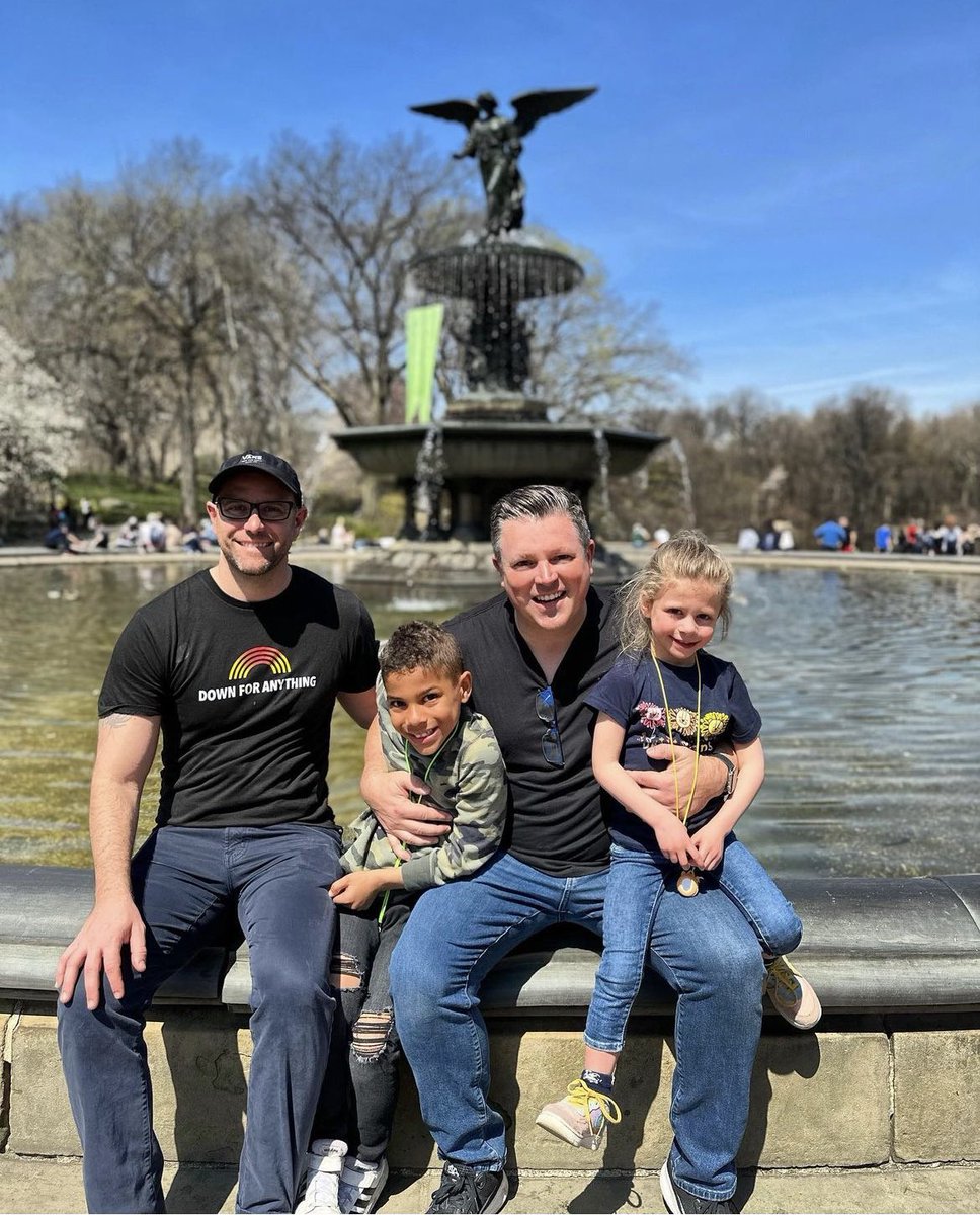 clvbrianknudsen's tweet photo. 🌈 Happy #PrideMonth2023, Ward 1! I'm thrilled to kick off this month of love and equality. I am grateful to not only represent you, but also be a representation to our LGBTQ+ constituents that you can lead and foster community too! From my family to yours, happy pride! https://t.co/Mg9P9MzYuG