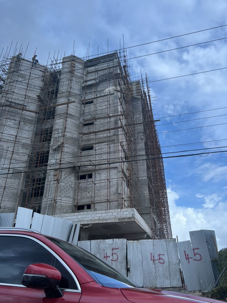 IrishandChin's tweet image. Some see first world progress others see concrete jungle #HopeRoad