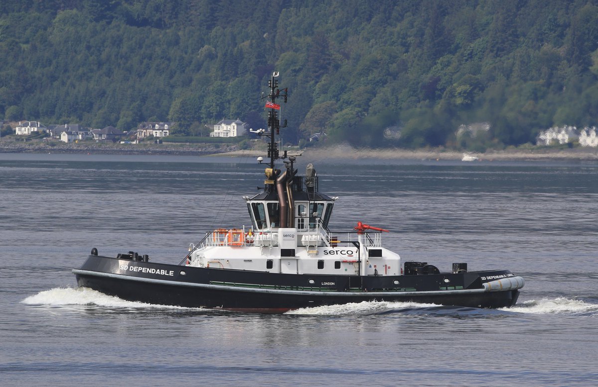 SD Dependable passing Gourock today outbound from Faslane for Loch Striven #shipping #tugs
