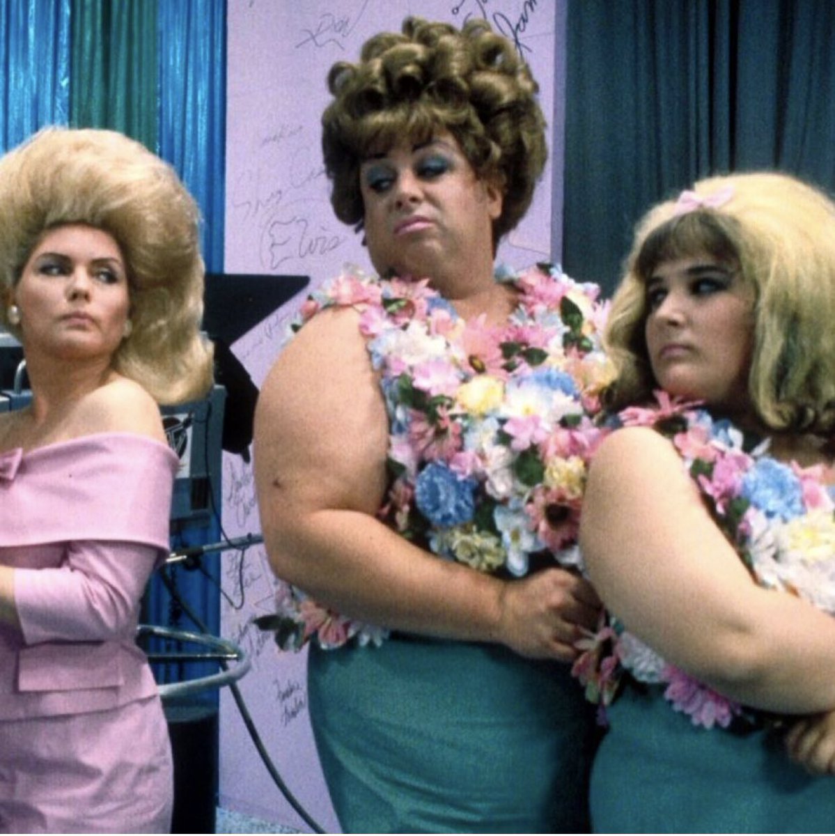 lethalamounts's tweet image. Early bird Tickets to #JohnWaters Easter 2024 available to snag up now. 
Ricki Lake confirmed as special guest and you never know who else will join us for the anniversary screening of #Hairspray! 

lethalamounts.com/collections/jo…