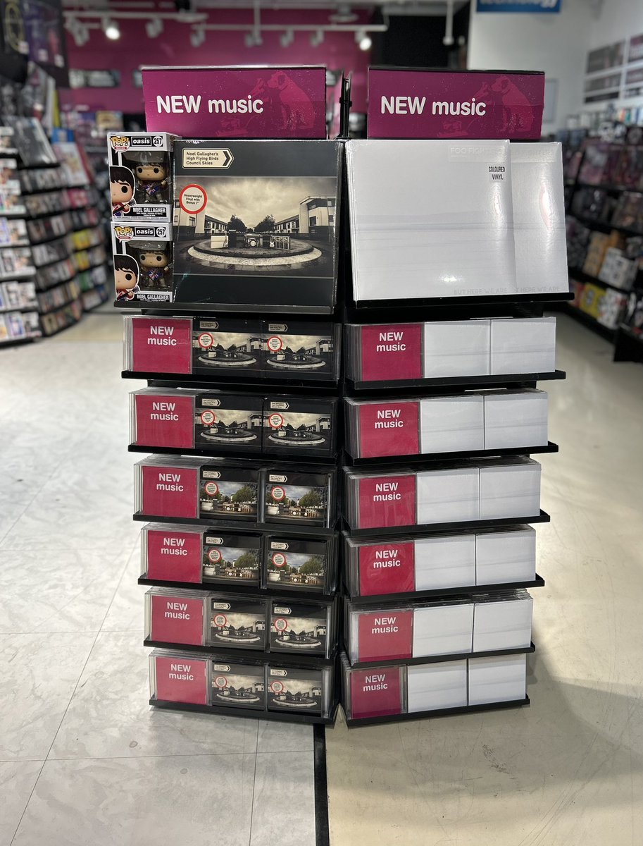 NEW music #NewMusicFriday

⭕️Noel Gallagher’s High Flying Birds ‘Council Skies’ out now on CD, #LimitedEdition #hmvExclusive CD, Deluxe CD & LP w/ bonus 7” Single

⬜️Foo Fighters ‘But Here We Are’ available on CD, LP & #LimitedEdition White LP

#hmvForTheFans #hmvLovesVinyl