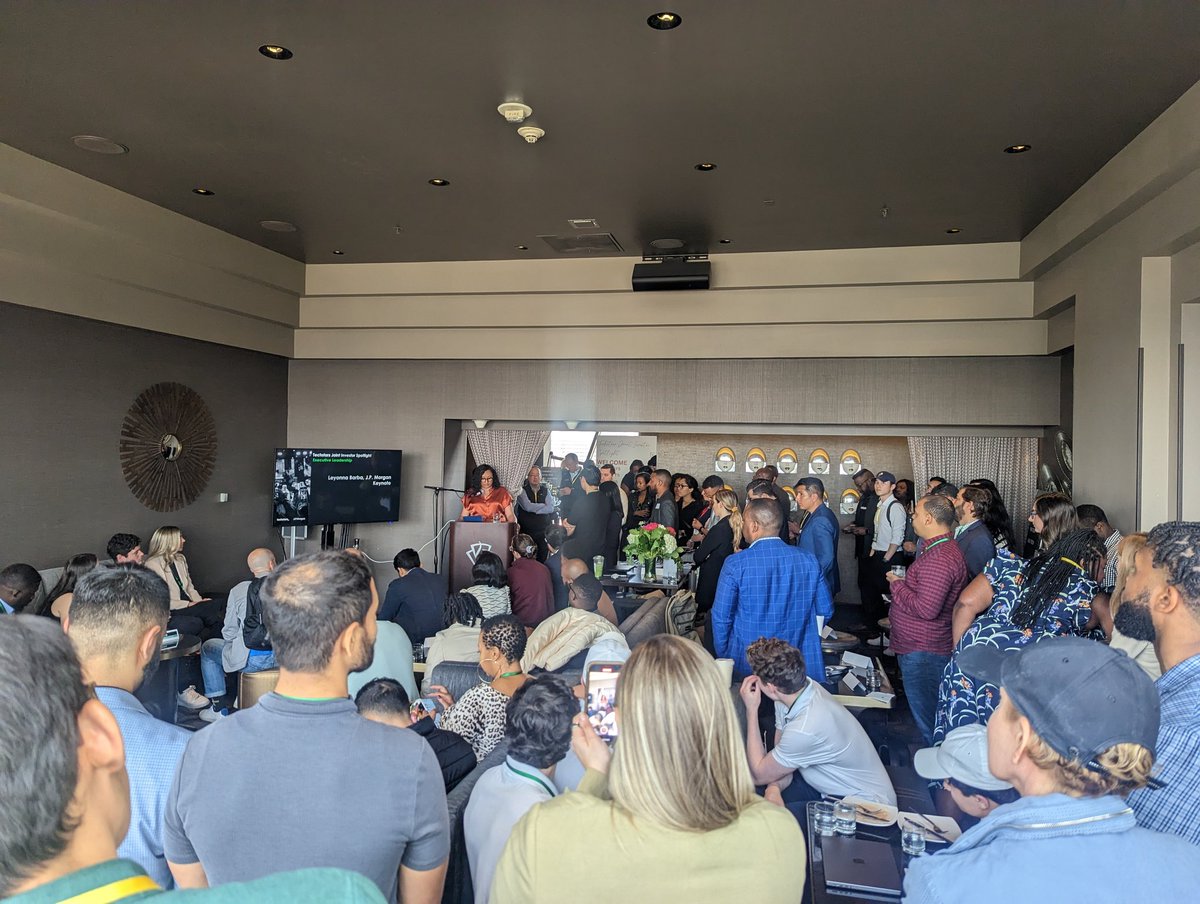 PentoPix tweet media