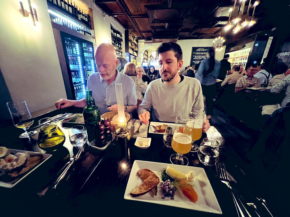 Edmund Loh Lab tweet media