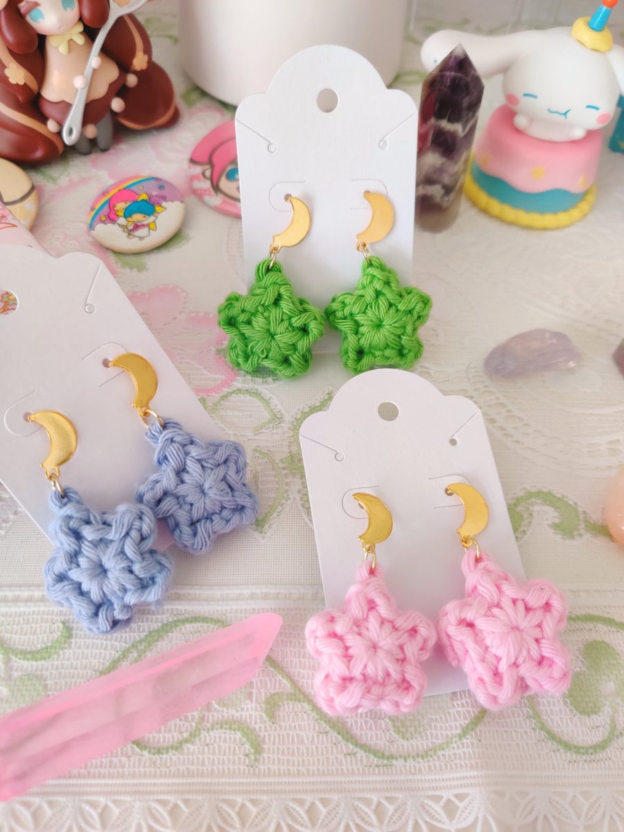 CutiesClubShop's tweet photo. Fluffy Star Earrings ✨🌙 #crochet #starcore #sanrio https://t.co/AndxlFswHU