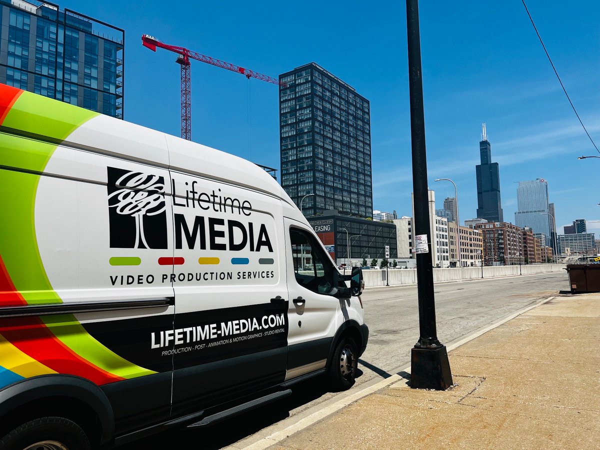 What a beautiful day in Chicago! Looking forward to spending the weekend enjoying the city with the crew. 💡📹👀 

#lifetimemediastl #videoproduction #stl #stlvideo #marketing #media #videocrew #makelifeeasier #ontheroadagain #chicago