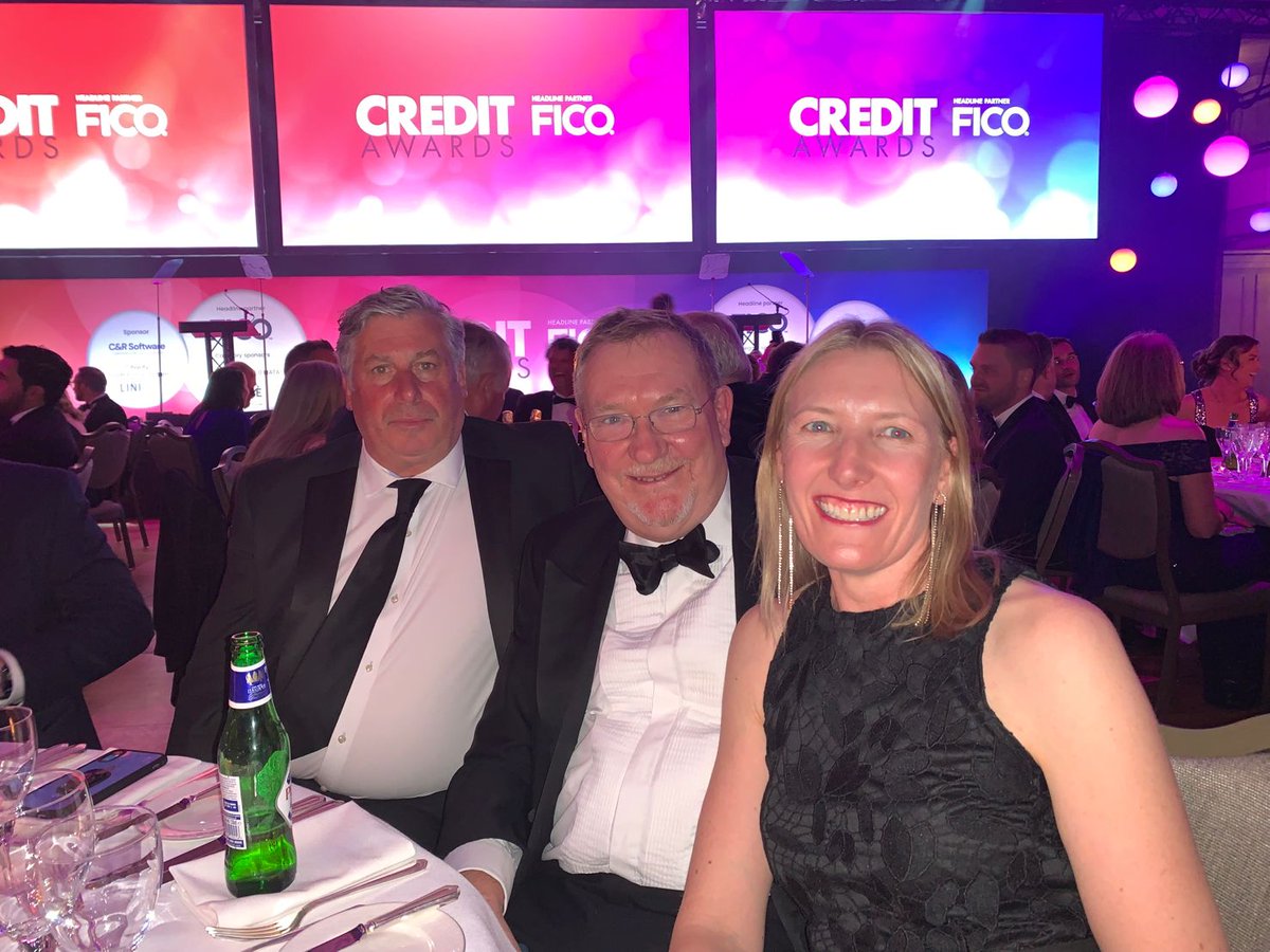 Looking good team! Ready for tonight's #CreditAwards where Lenvi is nominated for Best Use of Technology: End-to-end credit solution and Best Rebrand of the Year.
#wearelenvi #fintech