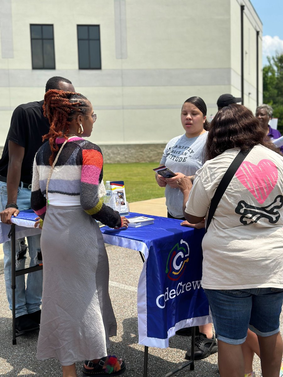 CodeSchoolMphs's tweet image. We attended the @MemphisInMay at the River celebrating Memphis culture & community. We had a blast sharing information about Code School and inspiring young minds to embark on their journey as entry-level software developers. Join us in shaping the future of tech! #GritGrindCode