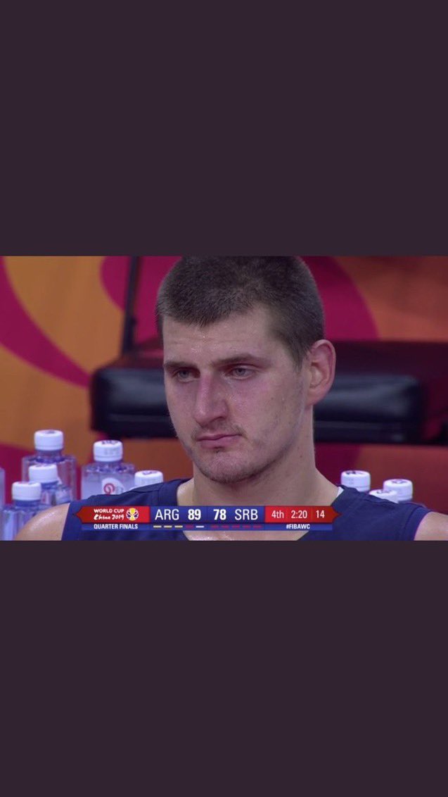 Ajdjajdusufuajqjqjsurjqjsqj!! Non b!!!!! )!!!!’nn (!!!!!!!).

Nos re contra re mil garchamos a este tipo en los cuartos de final de un mundial!!! 2 veces MVP salió después, Luis Alberto Scola es realmente lo más grande que salió de esta tierra