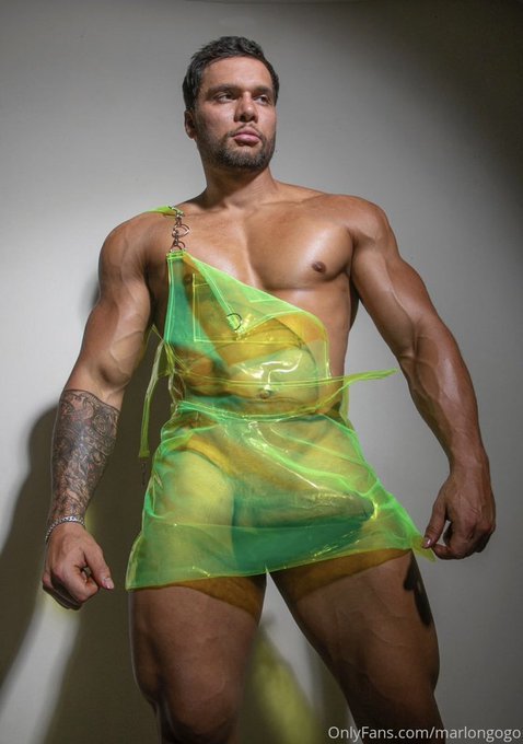 Joaquin65237351's tweet photo. Marlon colmenares🍆🍆 todo eso se come la wuendy https://t.co/58dq5m1R3N