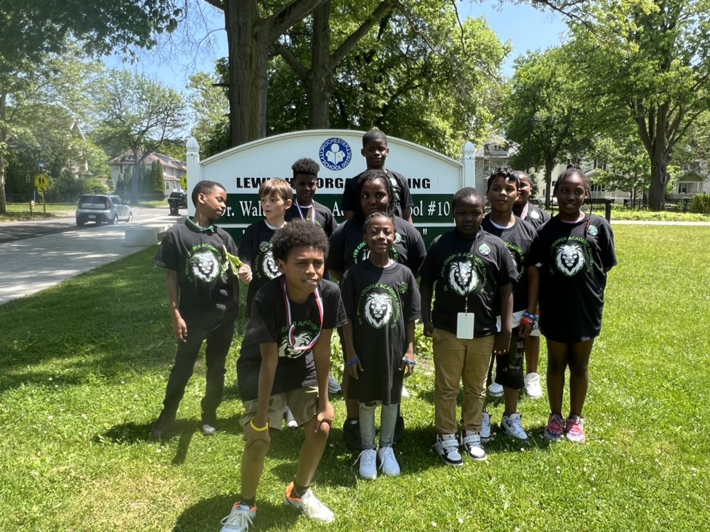 The DWCA 24 Challenge Team competed today at the district level!  Three of our team members placed in the top four for their grade levels!  Congrats Cooper Lions! 💚🖤🦁#onercsd <a href="/cornisml/">Michele A White</a> <a href="/EvaThom67413231/">Dr. Eva J. Thomas</a> <a href="/RCSDNYS/">Rochester City School District</a>