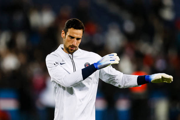 AngelPereez_16's tweet photo. ÚLTIMA HORA sobre Sergio Rico. El hematoma cerebral va remitiendo. Hay una evolución positiva. Van a comenzar a retirarle la sedación para ver cómo reacciona y que la próxima semana puede, a lo mejor, despertar del coma.

Dios quiera que sí. Vamos, Sergio❤️

Vía: @LaVanguardia https://t.co/nIdZwdkKSg