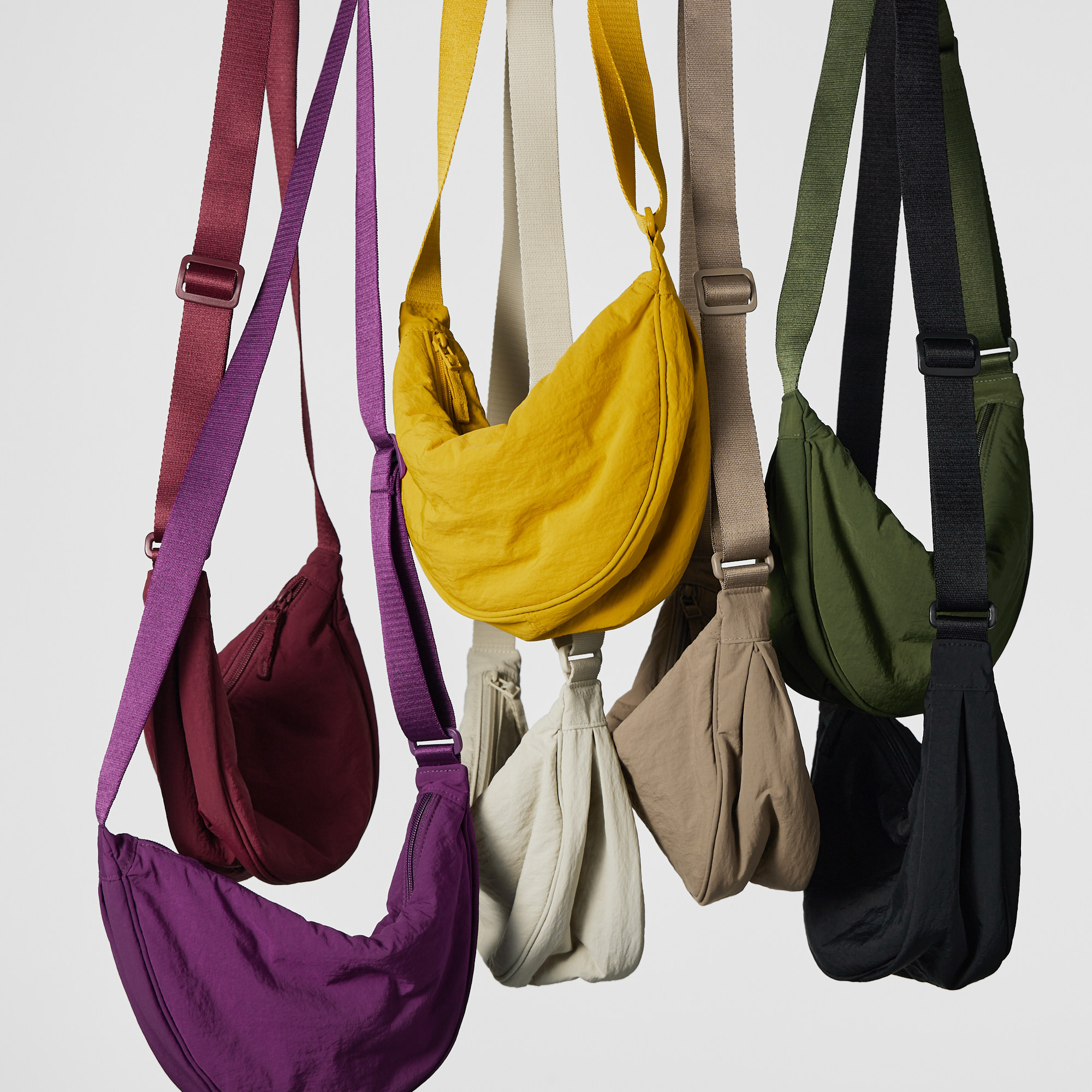 UNIQLO on X: The bag you know + love now comes in even more must-have  colors 🤩 Which new Moon Bag color is calling your name? Shop exclusively  online at  #Uniqlo #