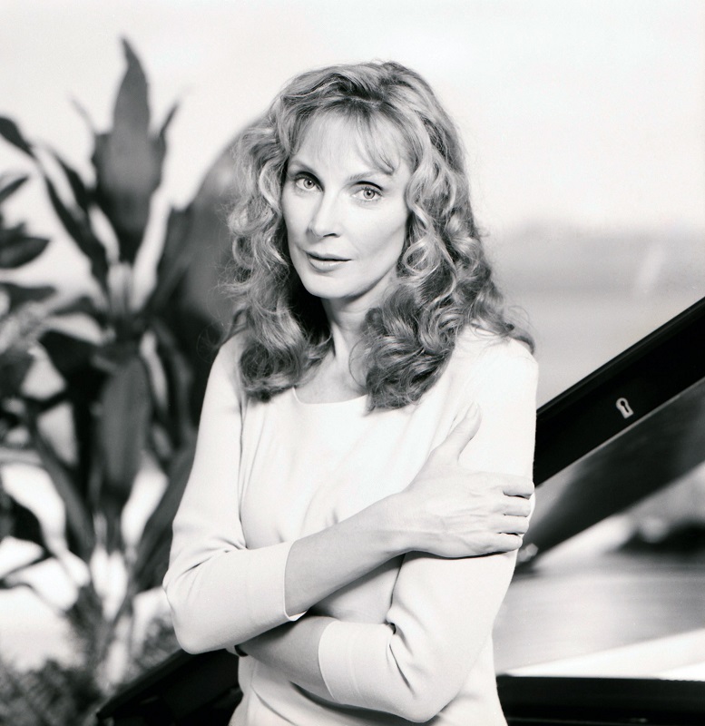 Gates McFadden Files on Twitter "TBT GatesMcFadden as Kimba in "Marker" (1995)"