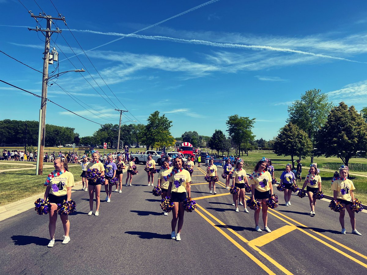 Memorial Day parade! ❤️🇺🇸💙
