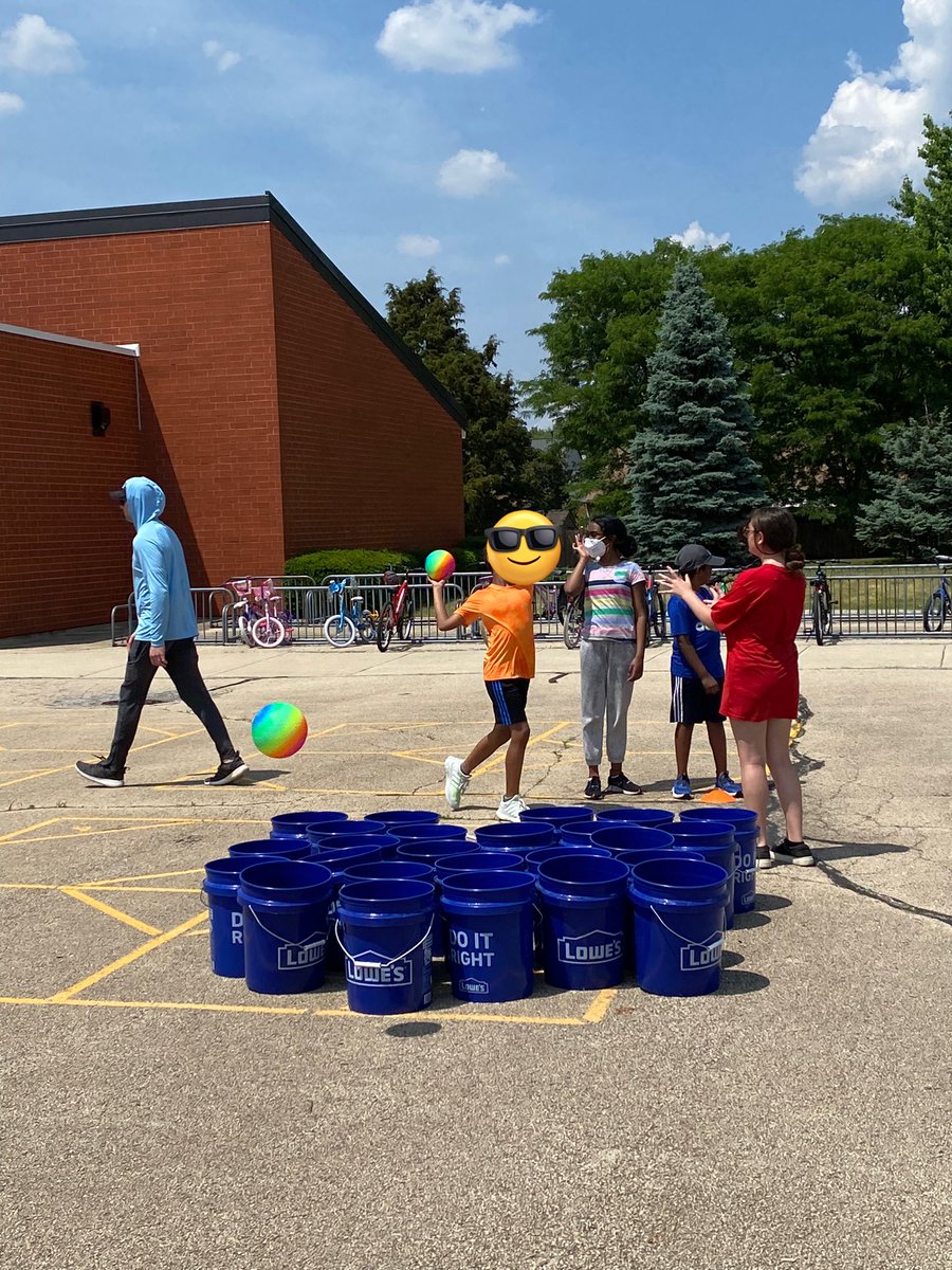 Debi Steffenhagen tweet media