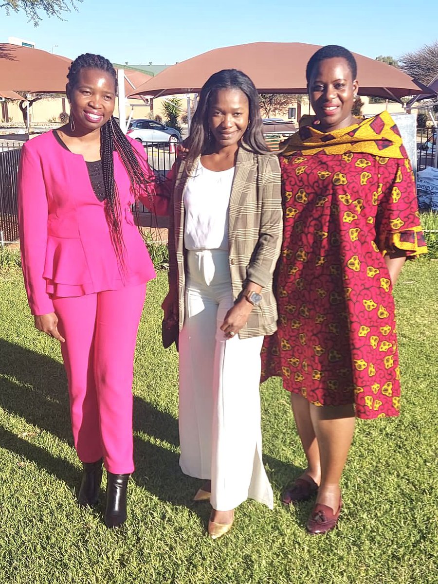 Absolutely great meeting @hledubzz (pink suit) of @CHR_HumanRights whom we have been discussing an exciting collaboration and as always superb catching up with @Nashilongo in her home turf #Namibia 🇳🇦