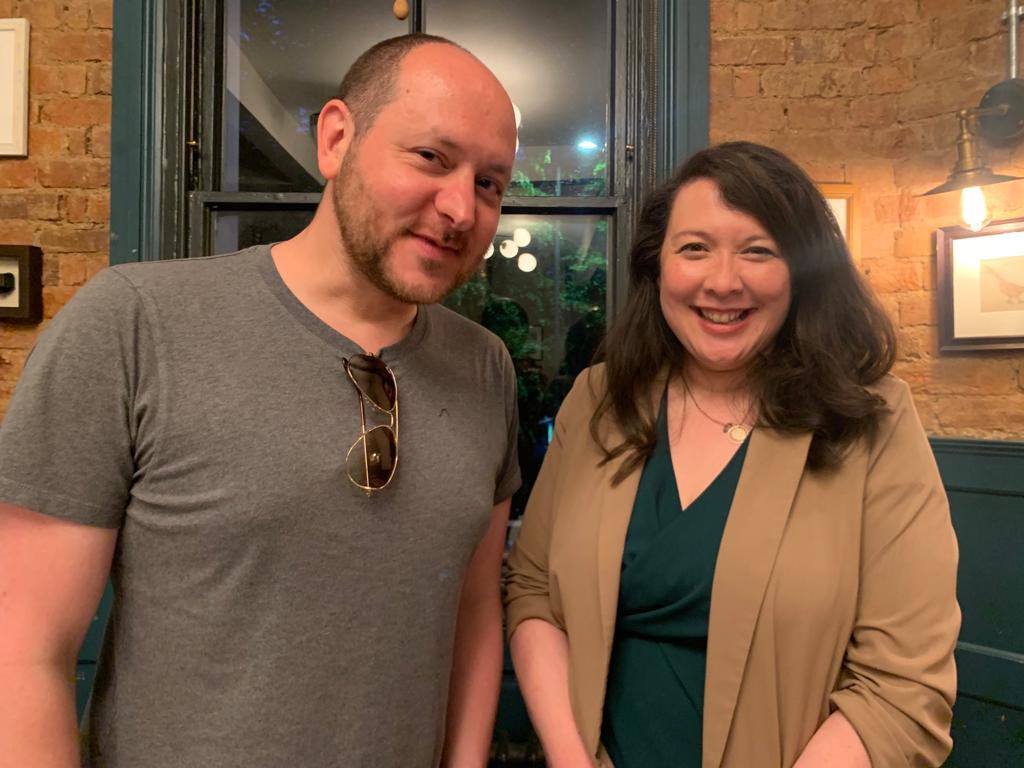 HarpendenLibDem's tweet photo. Thank you to our special guest @IanDunt who very kindly joined @TweetingCollins and many many local friends in the @HarpendenArms tonight to discuss Ian’s new book - “How Westminster Works, and Why it Doesn’t”.

Thank you also to @harpendenbooks for organising the book signing ! https://t.co/OfQdLFgmz1