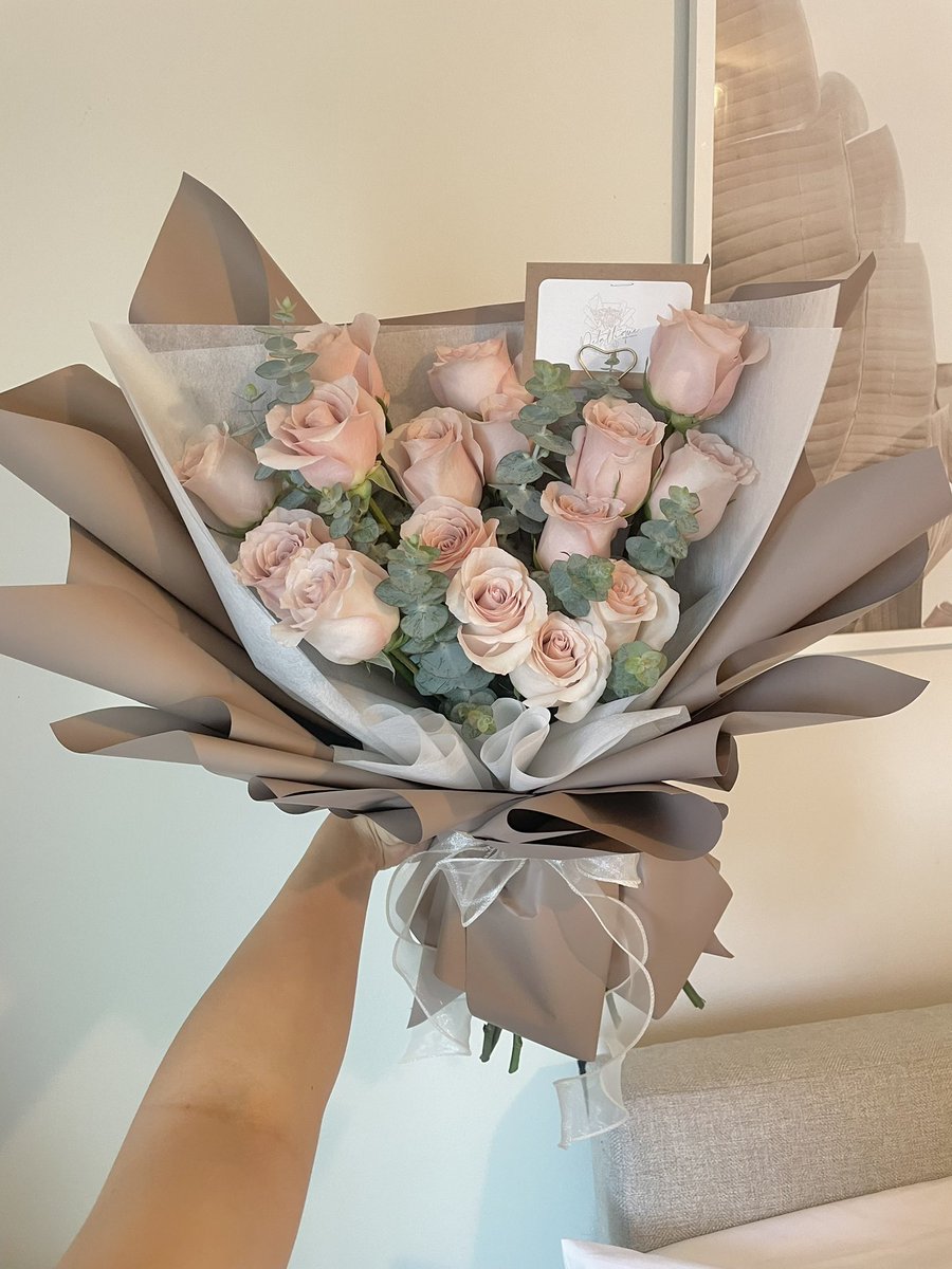 Petal’tique tweet media