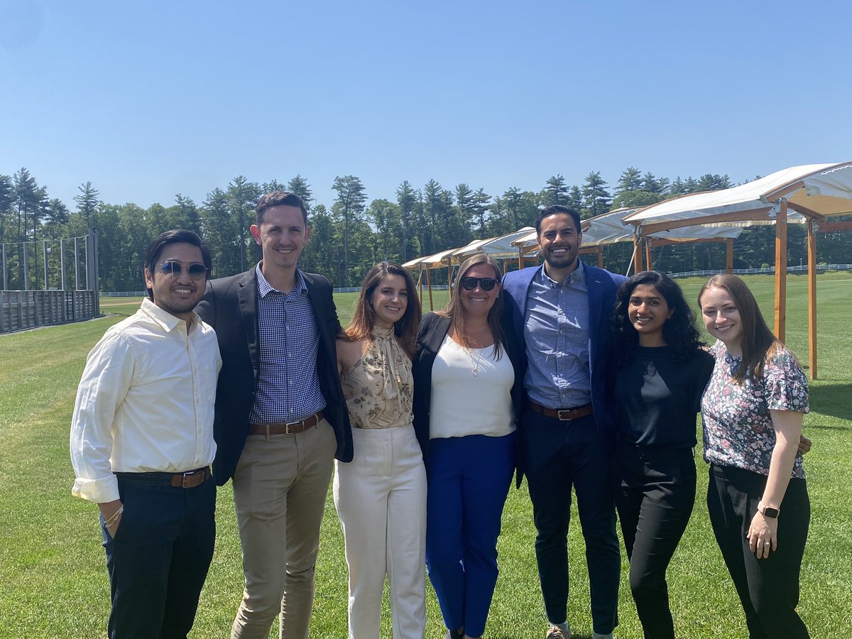 UConnIM's tweet image. Today our residents attended the @HartfordHealthC Heart and Vascular Institute’s 4th annual Shock Symposium learning about shock management and getting to see some of the incredible devices available for advanced interventions