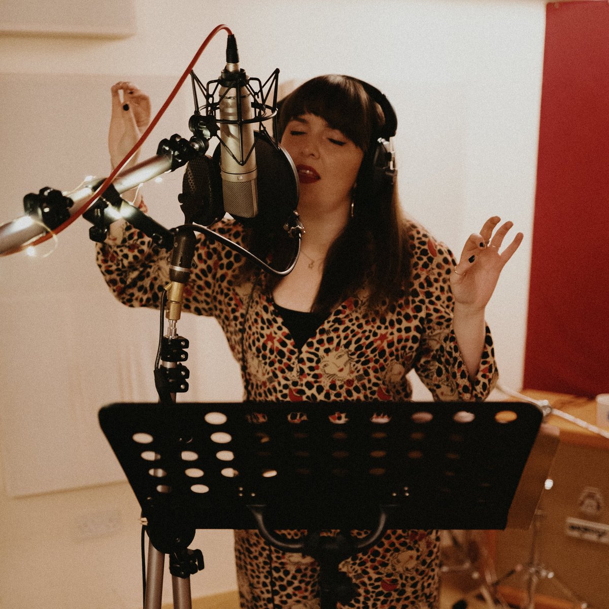 Something's coming... ✨ 

<a href="/Owen_Stav/">Owen</a> 
<a href="/JoeRodwellMusic/">Joe Rodwell</a> 
<a href="/georginawhite1/">Georgina White</a> 
<a href="/JGlatzhofer/">Jennifer Glatzhofer</a> 
<a href="/hazelmaisie/">Hazel Simmons</a> 
<a href="/CharlotteWare__/">Charlotte Ware</a>