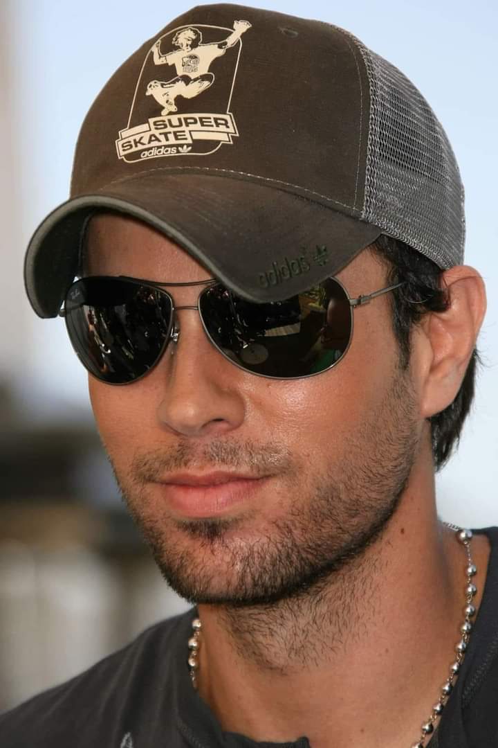 GoMaryma's tweet photo. @enriqueigstan @enriqueiglesias Melhoras para o Henrique https://t.co/XDRk2YGHK8