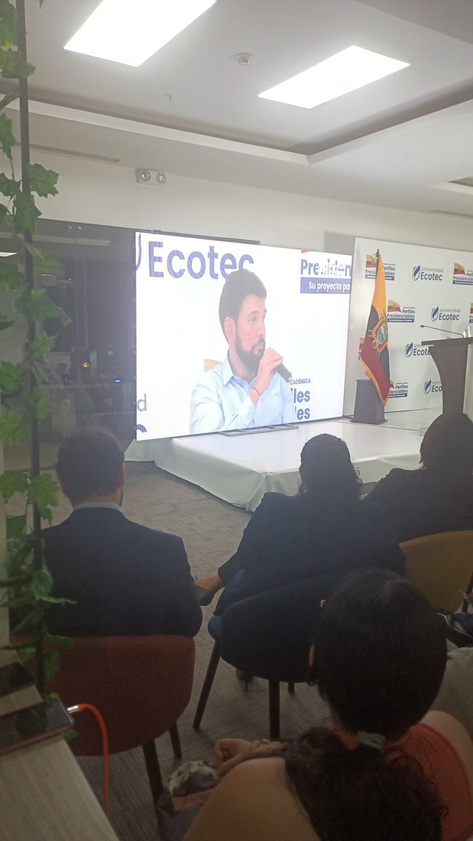 redhemabigdat's tweet photo. @jantopicecuador https://t.co/gMzYN2QShT
