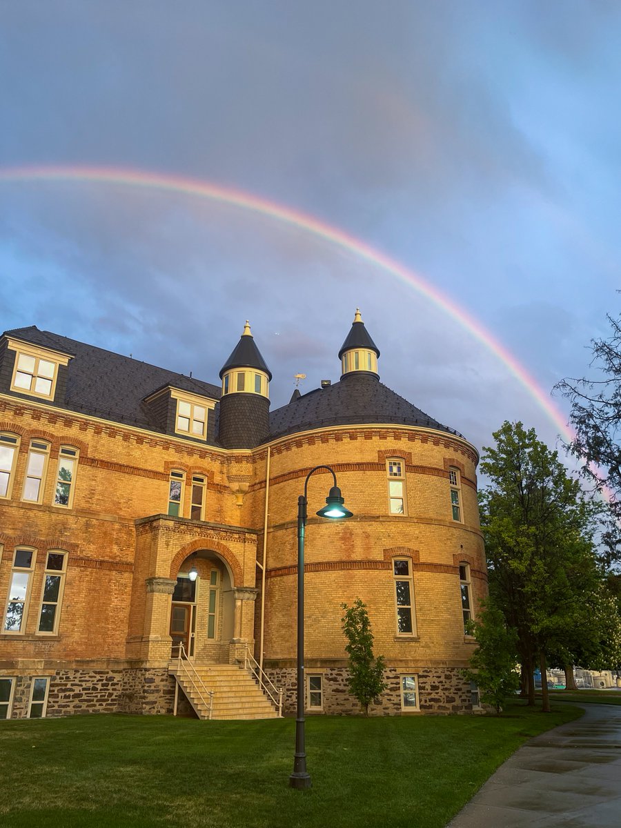 UtahStateSA's tweet image. Happy #Pride to all our LGBTQIA+ Aggies!🌈
