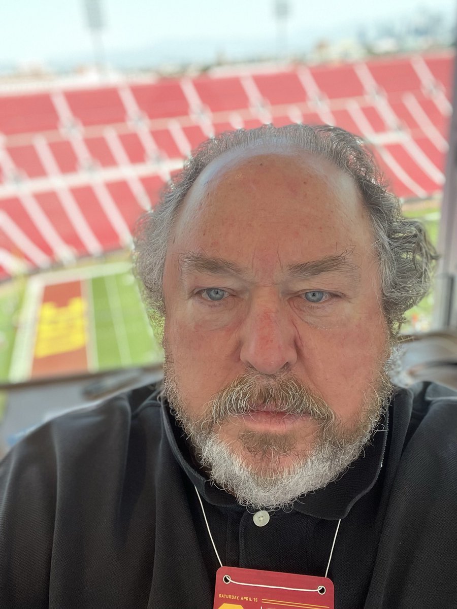 CoachHarveyHyde's tweet photo. Tonight at 6:05p  #KSHP  #SumnerSchool  #BestofEdition #CollegeFootballReport @CAHIRONMAN7 @uscfb @pac12 @CFBPlayoff #Vegas #HuddleUpandBuckleUp https://t.co/ziB9hFBURo