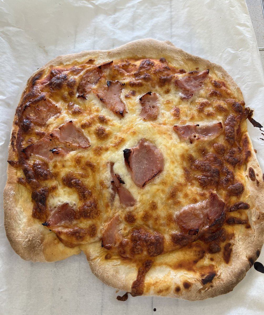 Miss Smith tweet media