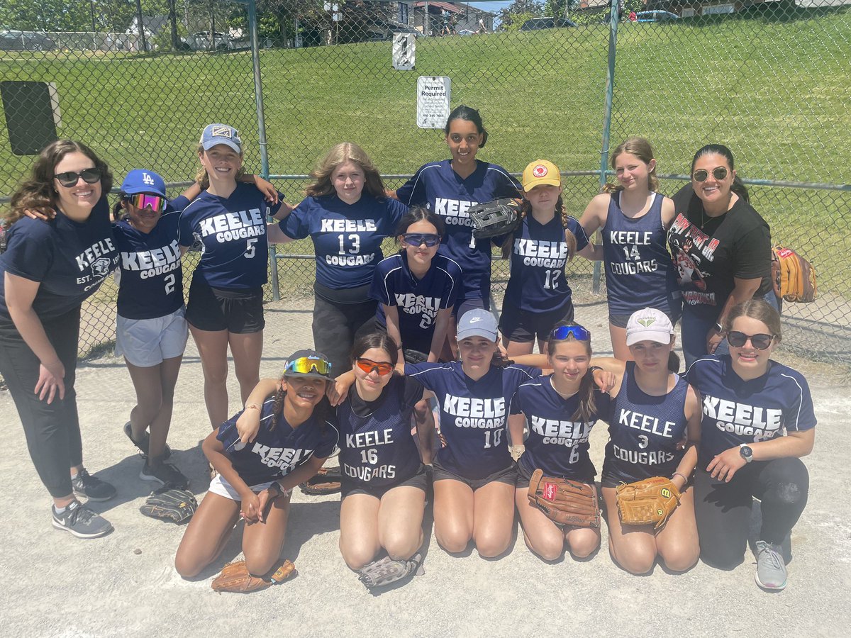 Senior Girls Slo Pitch did an incredible job during their tournament! @MsRandall19 and I could not be more proud of the athleticism and teamwork we both saw! Great job cougars 🥎 <a href="/TdsbKeele/">TDSB_Keele</a> @KrystineSuvoda
