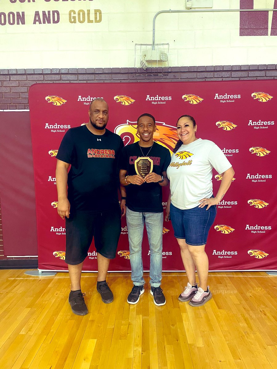 AndressGirlsWorking🏀⛹️♀️🦅 tweet media