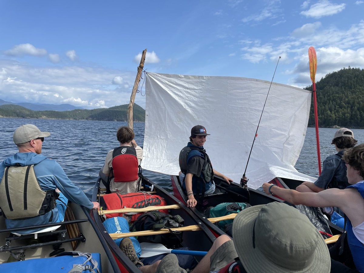 ChatelechSS's tweet photo. Outdoor Education 11-12 exploring our coastal waters https://t.co/uumTrRXnz9