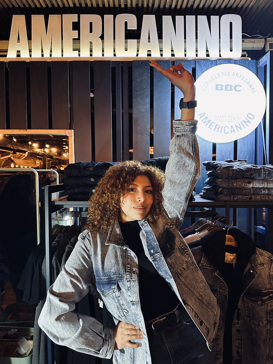 ultravioleta_co's tweet photo. BBC Cervecería y Americanino, se unen e invitan a tomarse la moda en un ambiente descomplicado y con muy buena compañía 🍺👖
#beer #ropa #cerveza #ideas #moda #denim #bbc #marketing #publicidad #ultravioleta #brands #experience #americanino @BBCcerveceria https://t.co/LKoTWiUQZv