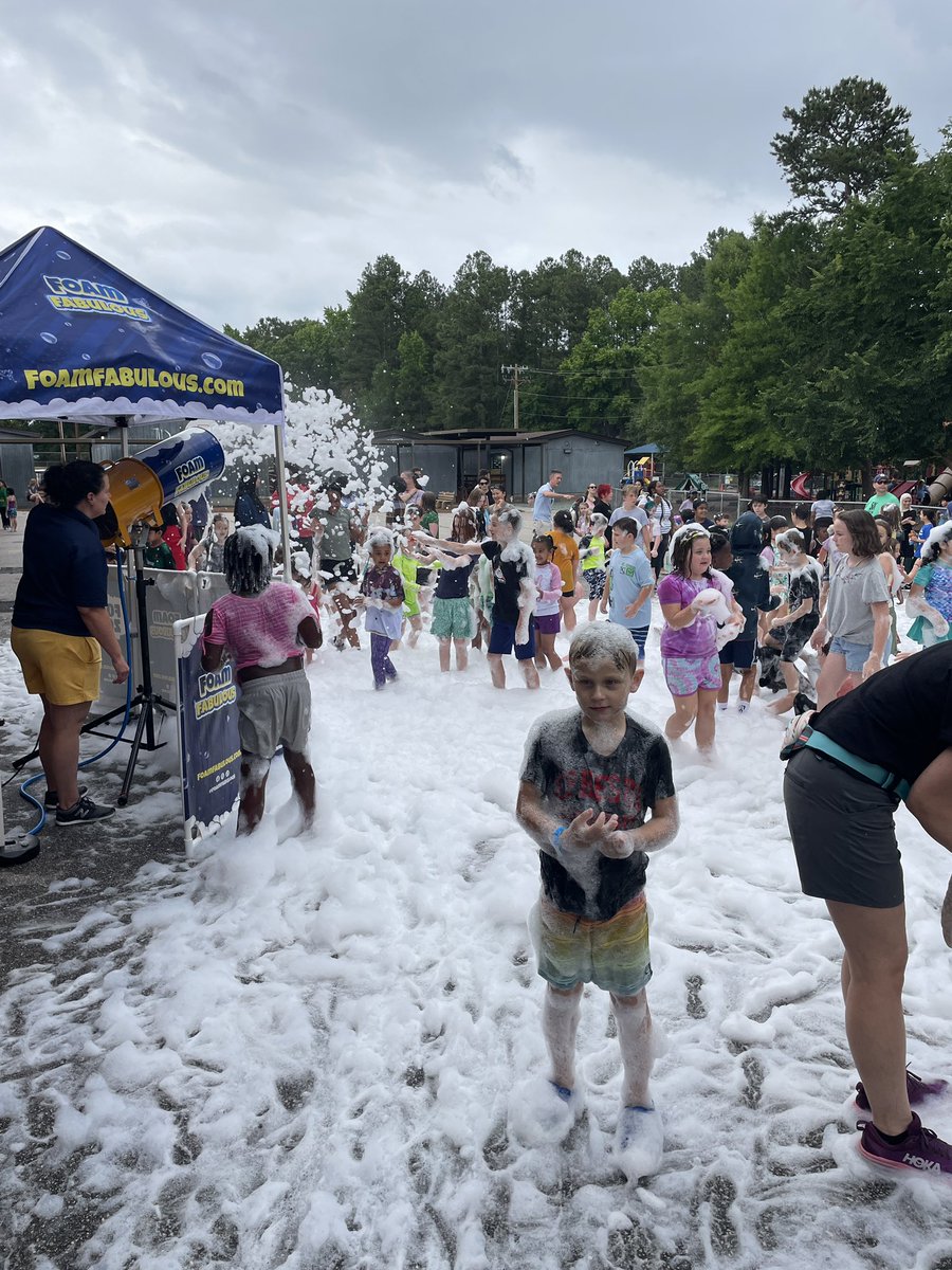 marne meredith tweet media